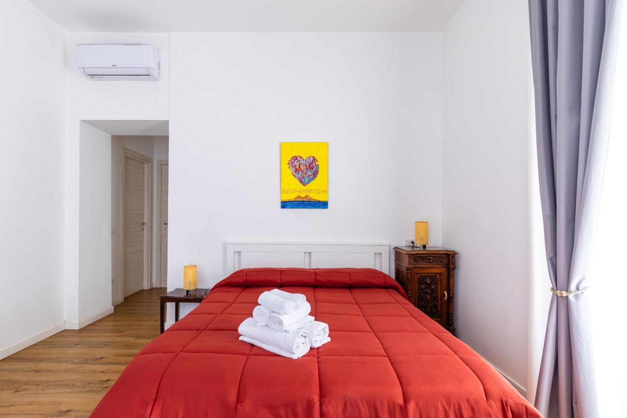 Barrio 133 - Double Bedroom In Center By Napoliapartments Bagian luar foto